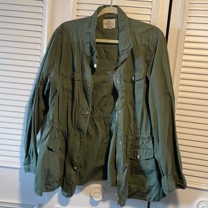 Super cute, lightweight utility jacket
